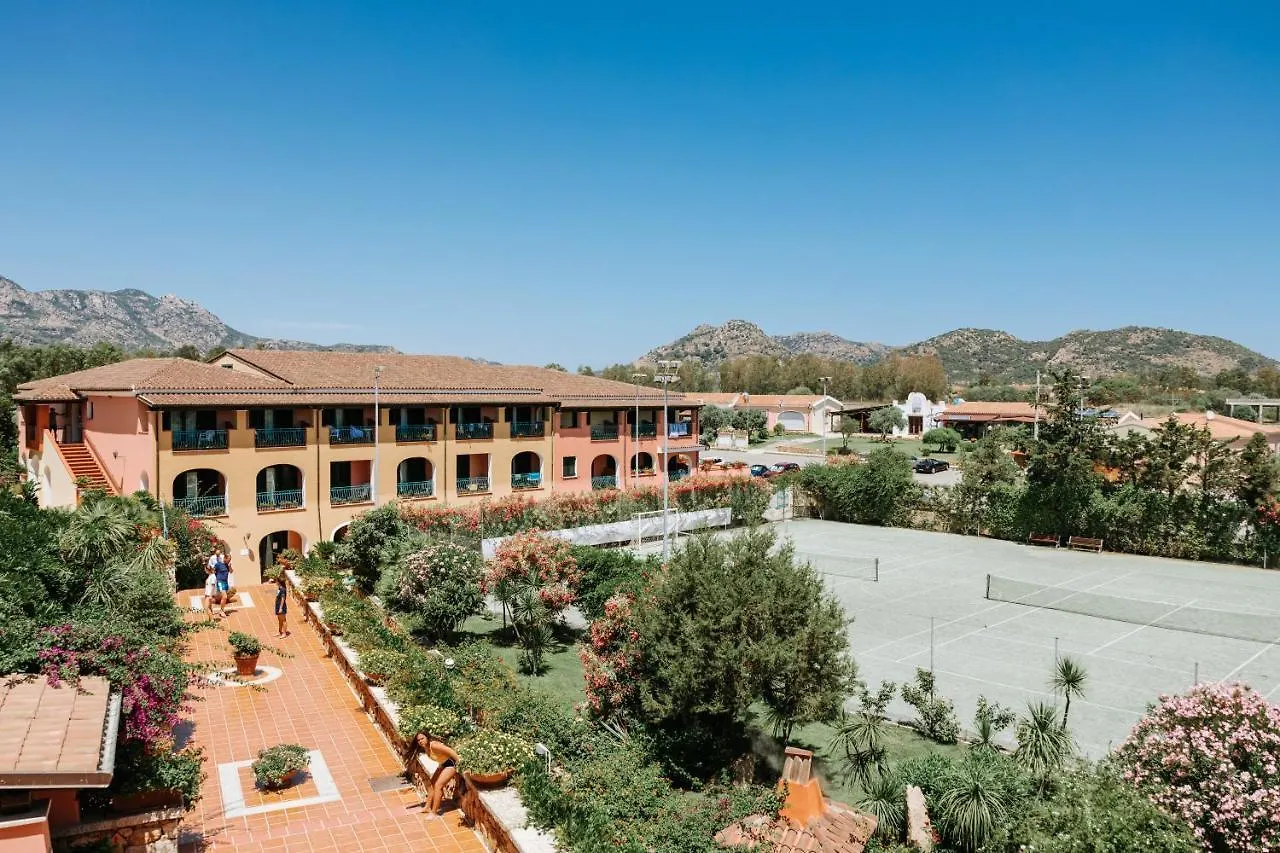 Nicolaus Club Torre Moresca أروسييْ منتجع