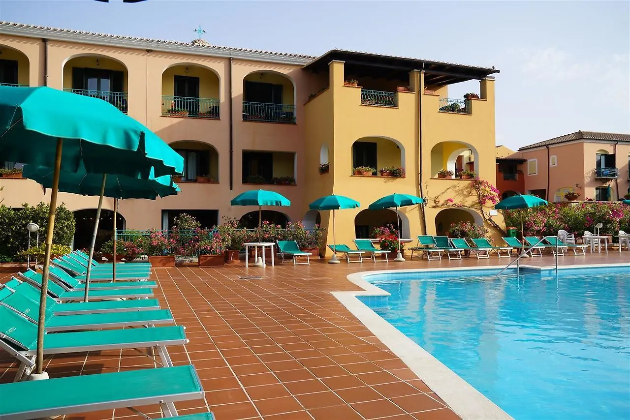 Nicolaus Club Torre Moresca أروسييْ منتجع